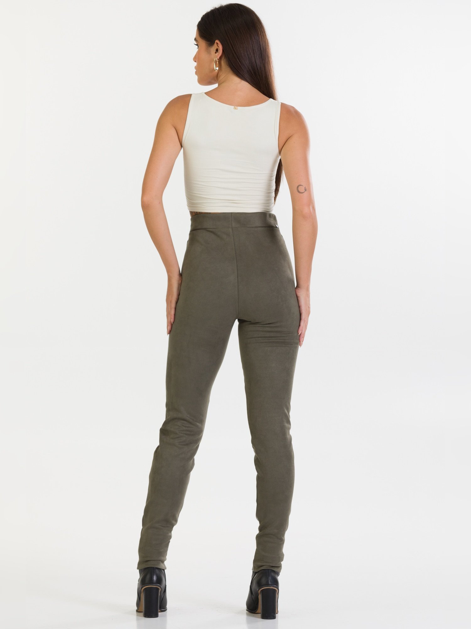 901e470463cd9c73387dd5f583538da9 jpg 6970