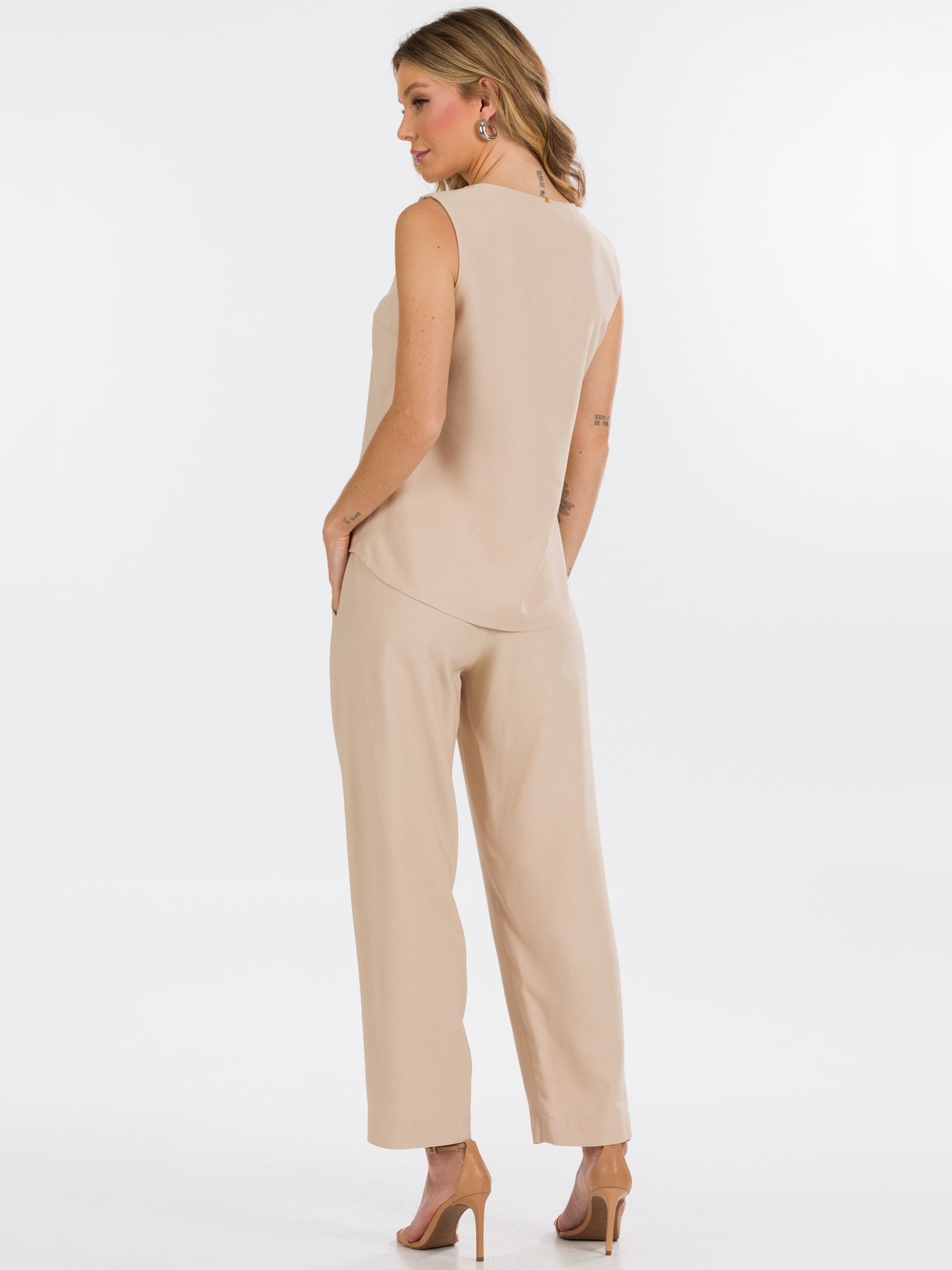 d7c759f4c2652f1ed9d792f184567a70 jpg 8116