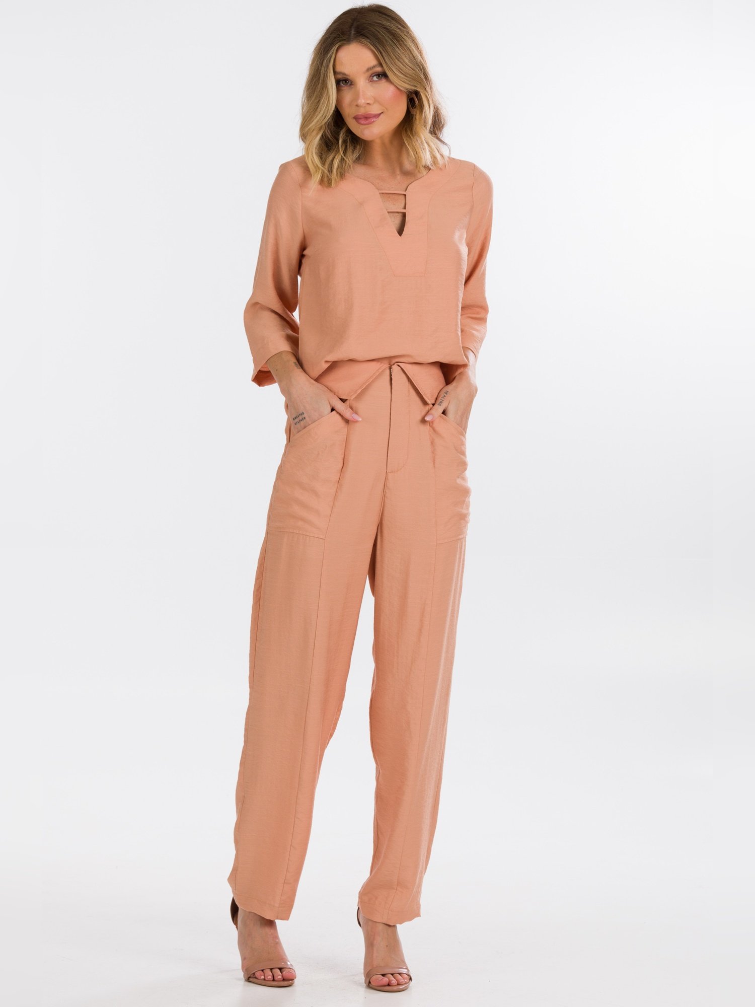 fb281c9d2220ac507d2b49f029acac4c jpg 7775