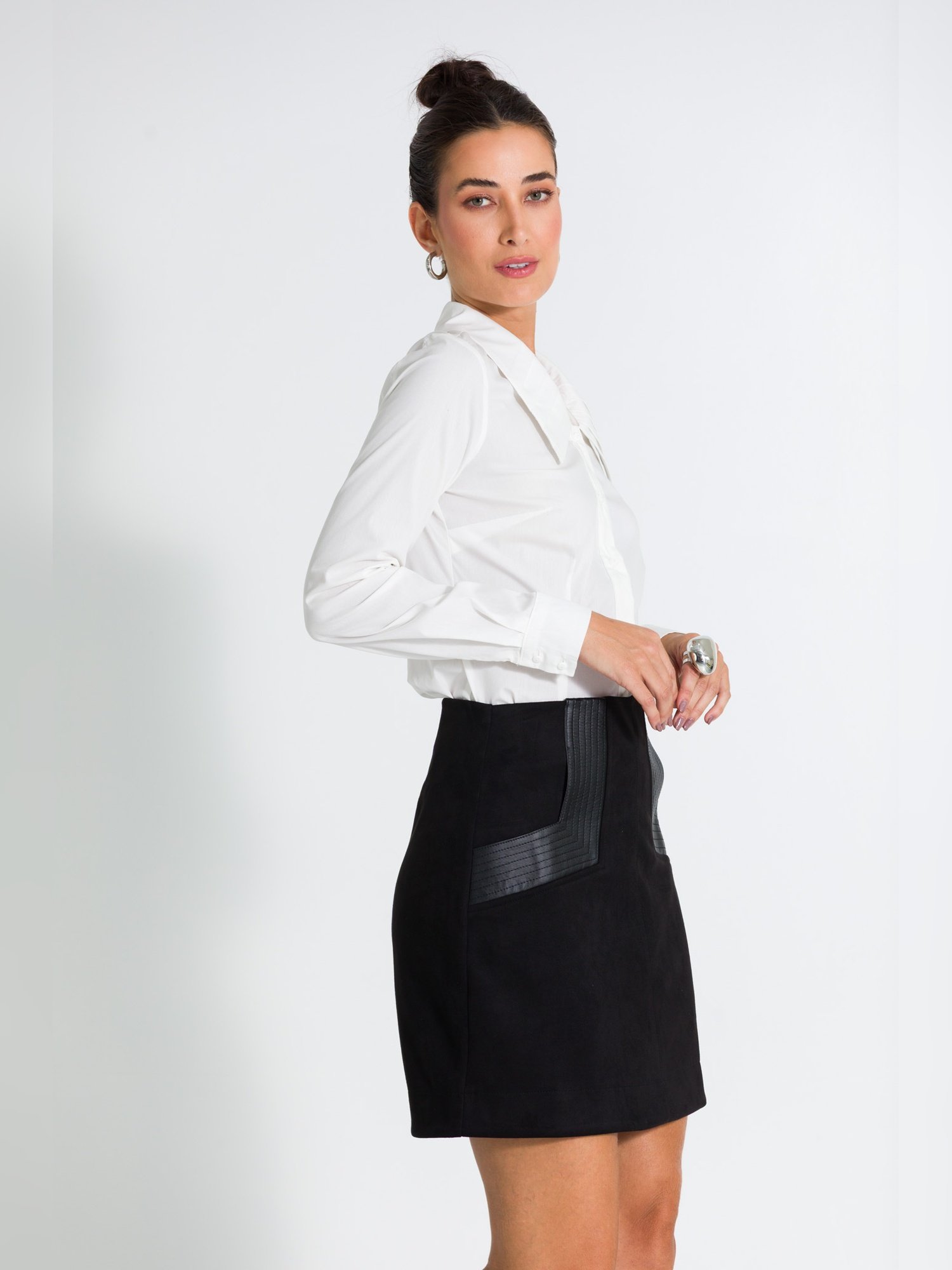 fe1e5e9405a4aa2b4ccf8d5af163ea30 jpg 8910