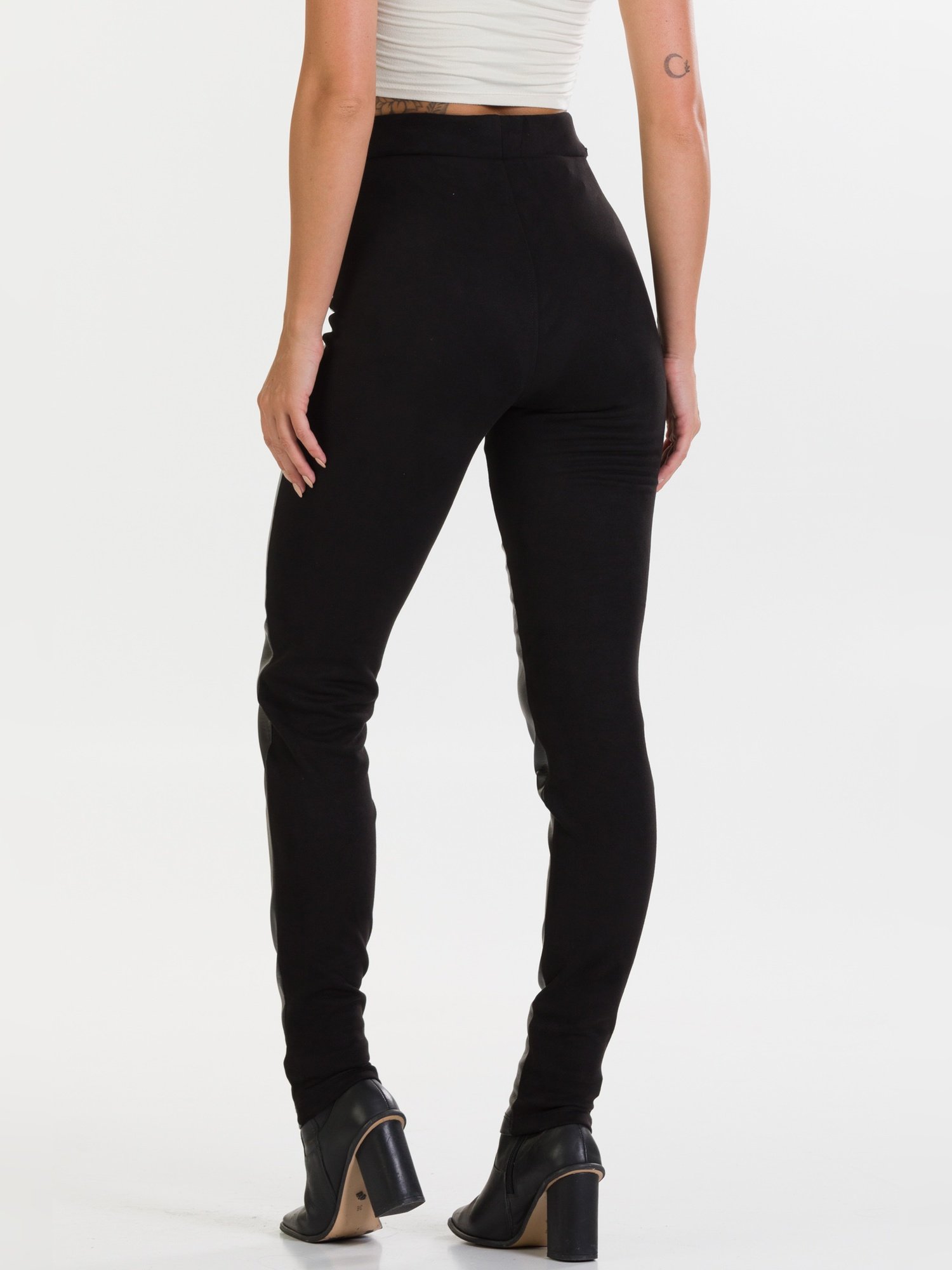 0f30a1bfb19947574ac8bba97f25d1a4 jpg 6975