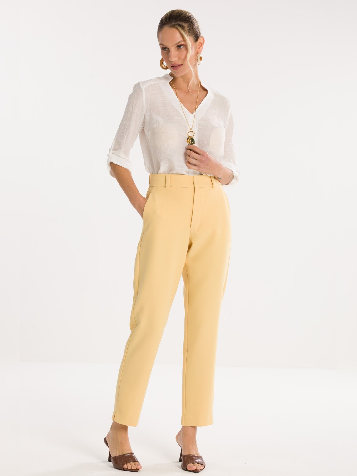 03 calca cigarrete rebeca amarelo