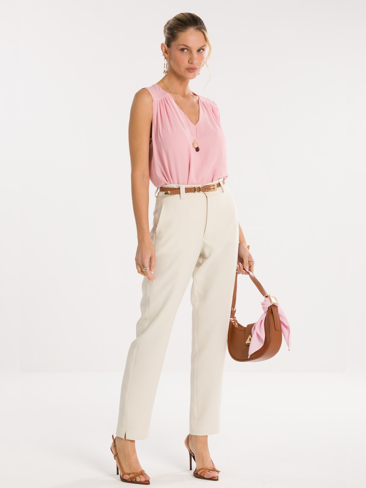 05 calca cigarrete rebeca bege claro