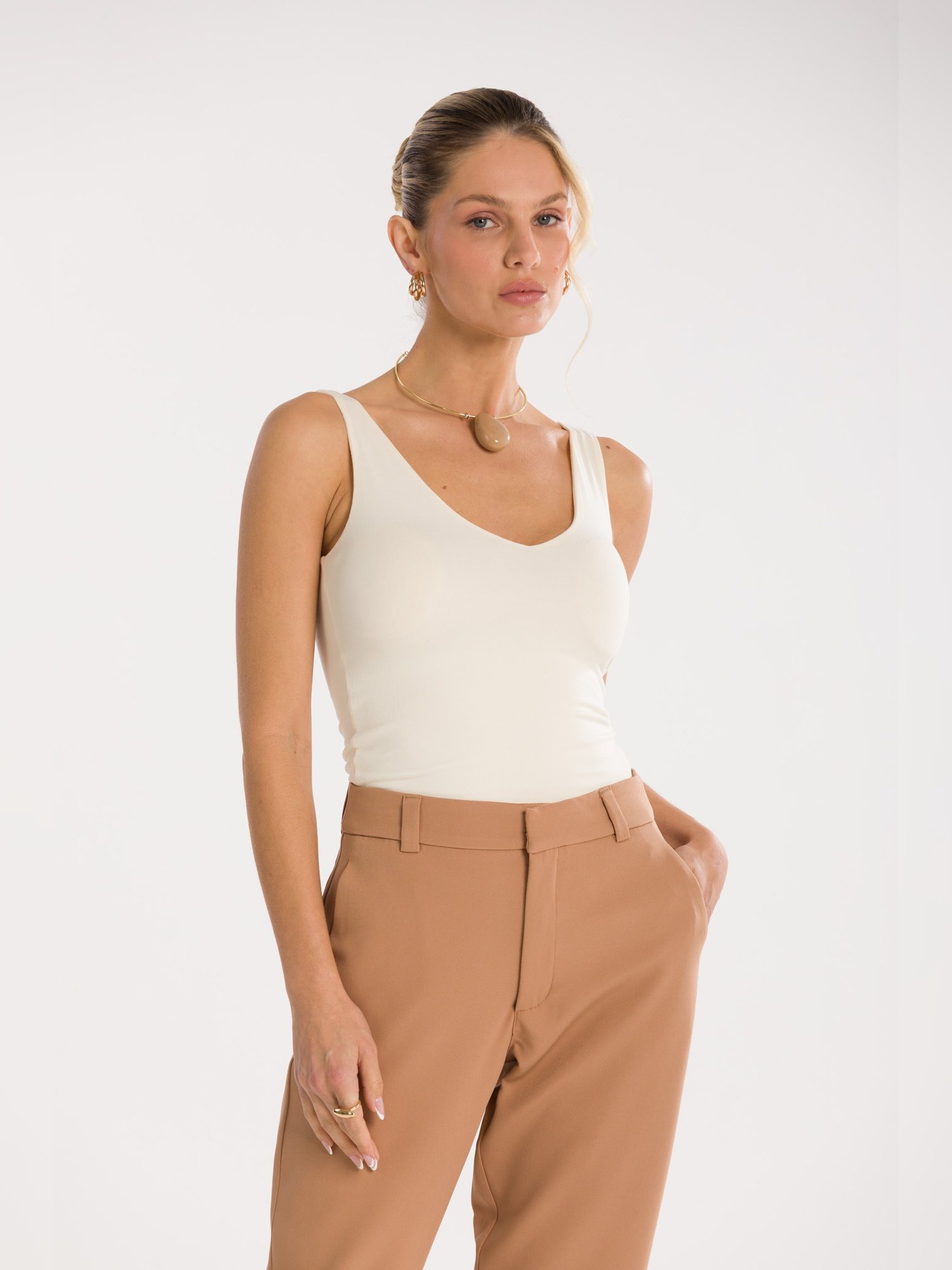 03 calca cigarrete rebeca marrom caqui