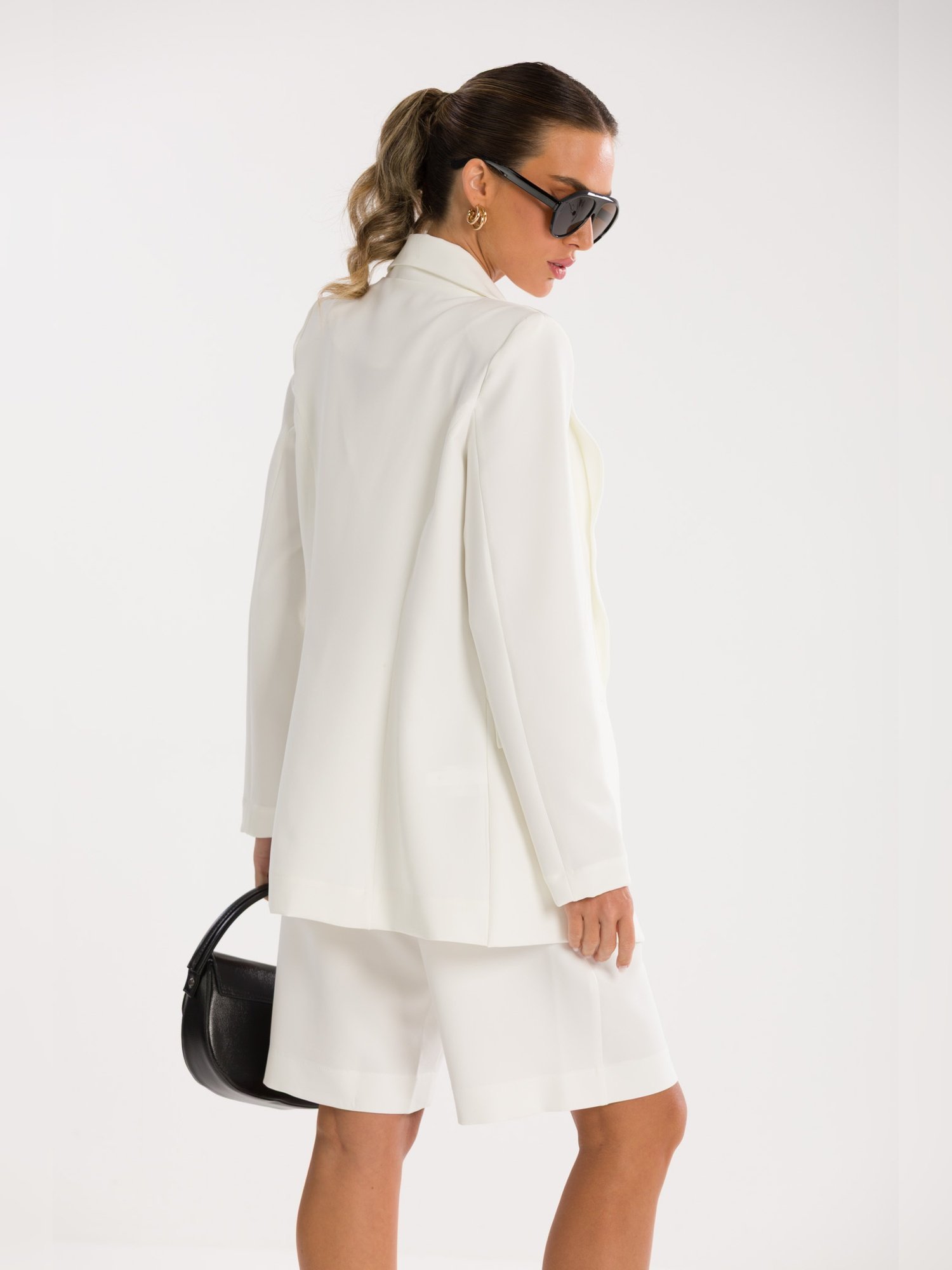 e294112263687223ed5d032fcb2a54ba