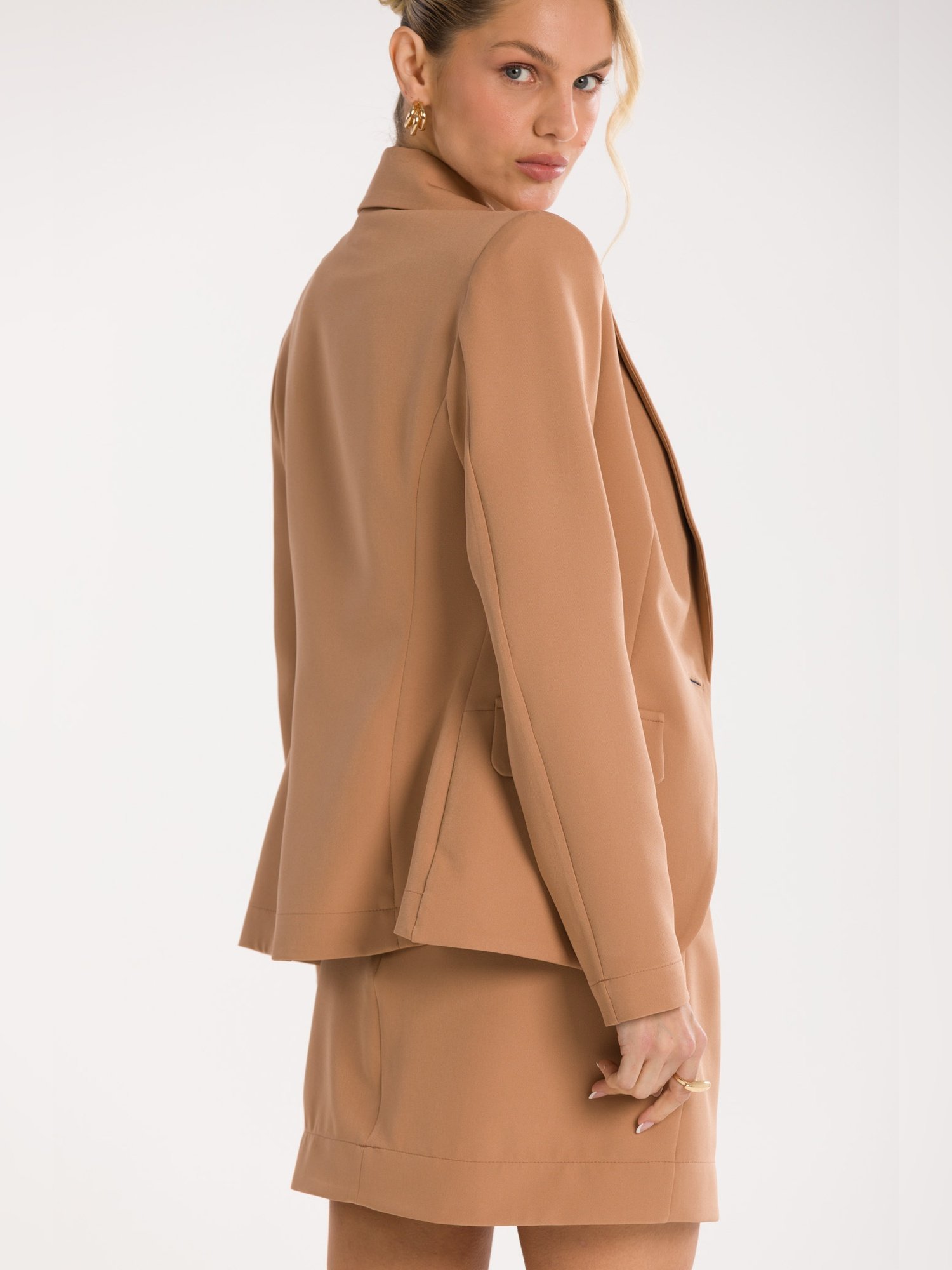 01 blazer tradicional rebeca marrom caqui