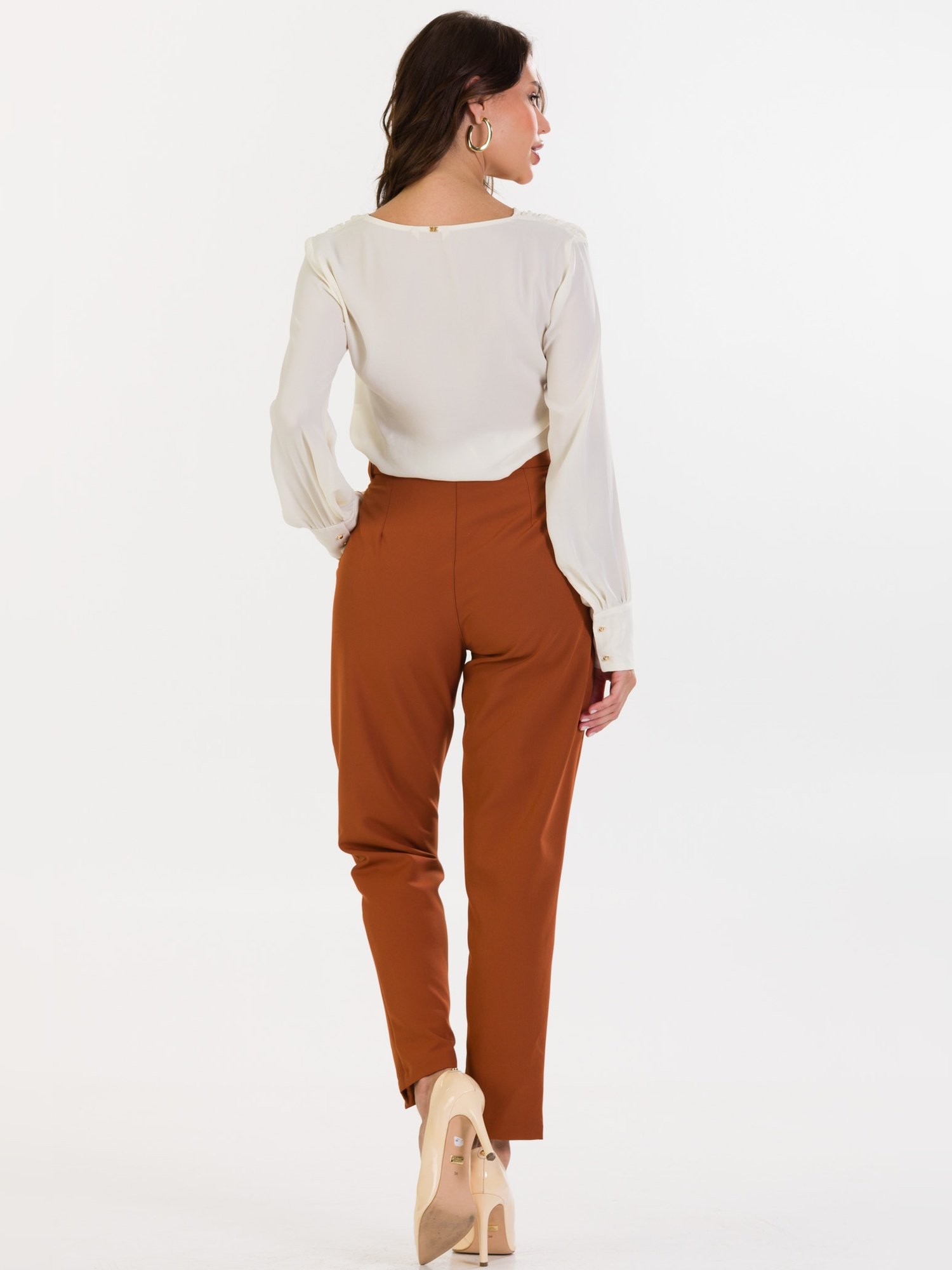 1c87e633bc653c164678e4d258ffb2f7 jpg 9327