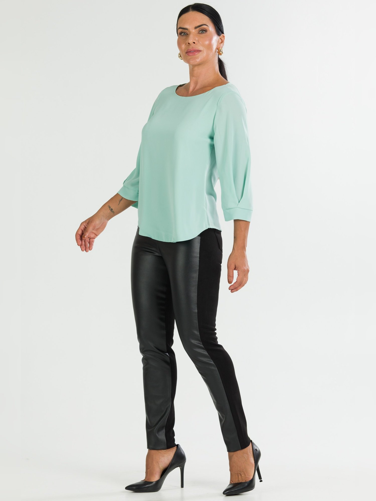 1ca73dc4bc1bf2a83cf659495e2156f5 jpg 9111