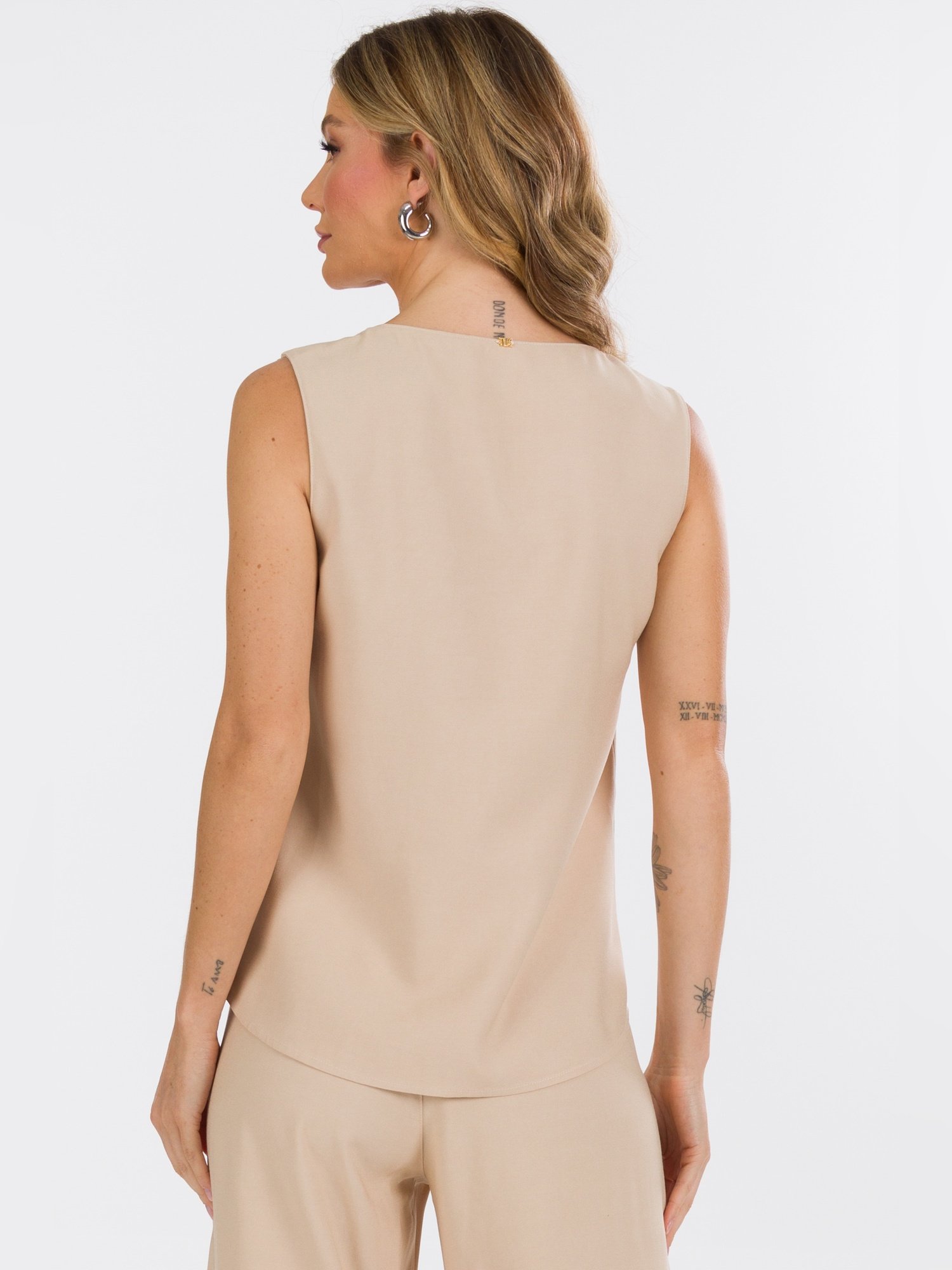 23cf2b94ef644c6a83a278e3dad3ca84 jpg 8121