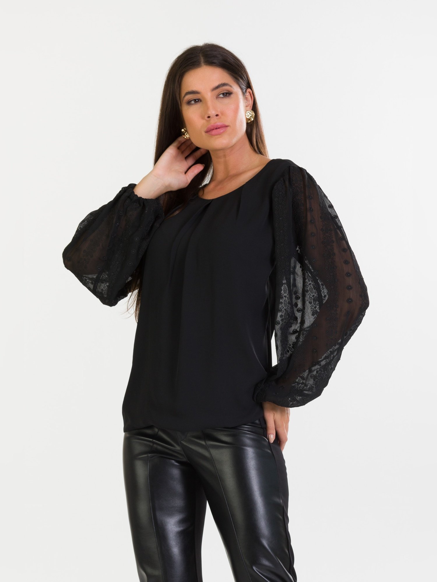 4e694bc42d10893f2b0a13ac004a190a jpg 9267