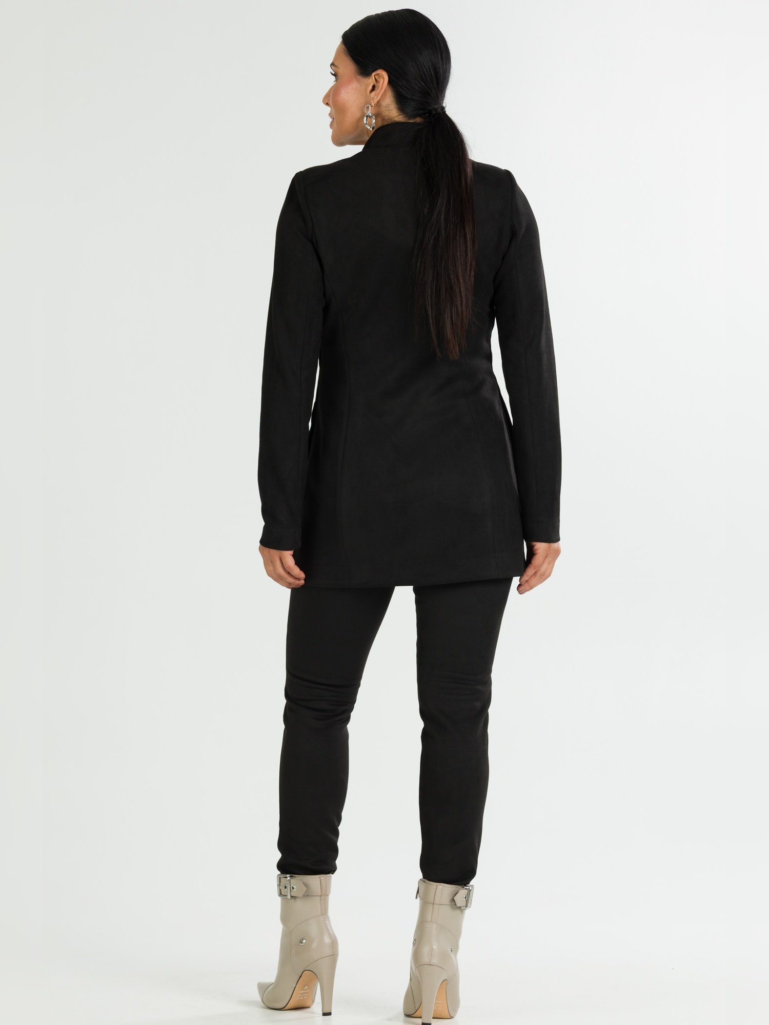 50db0b5dd1e58ff8ce07b2d9b6b5b2d0 jpg 9496