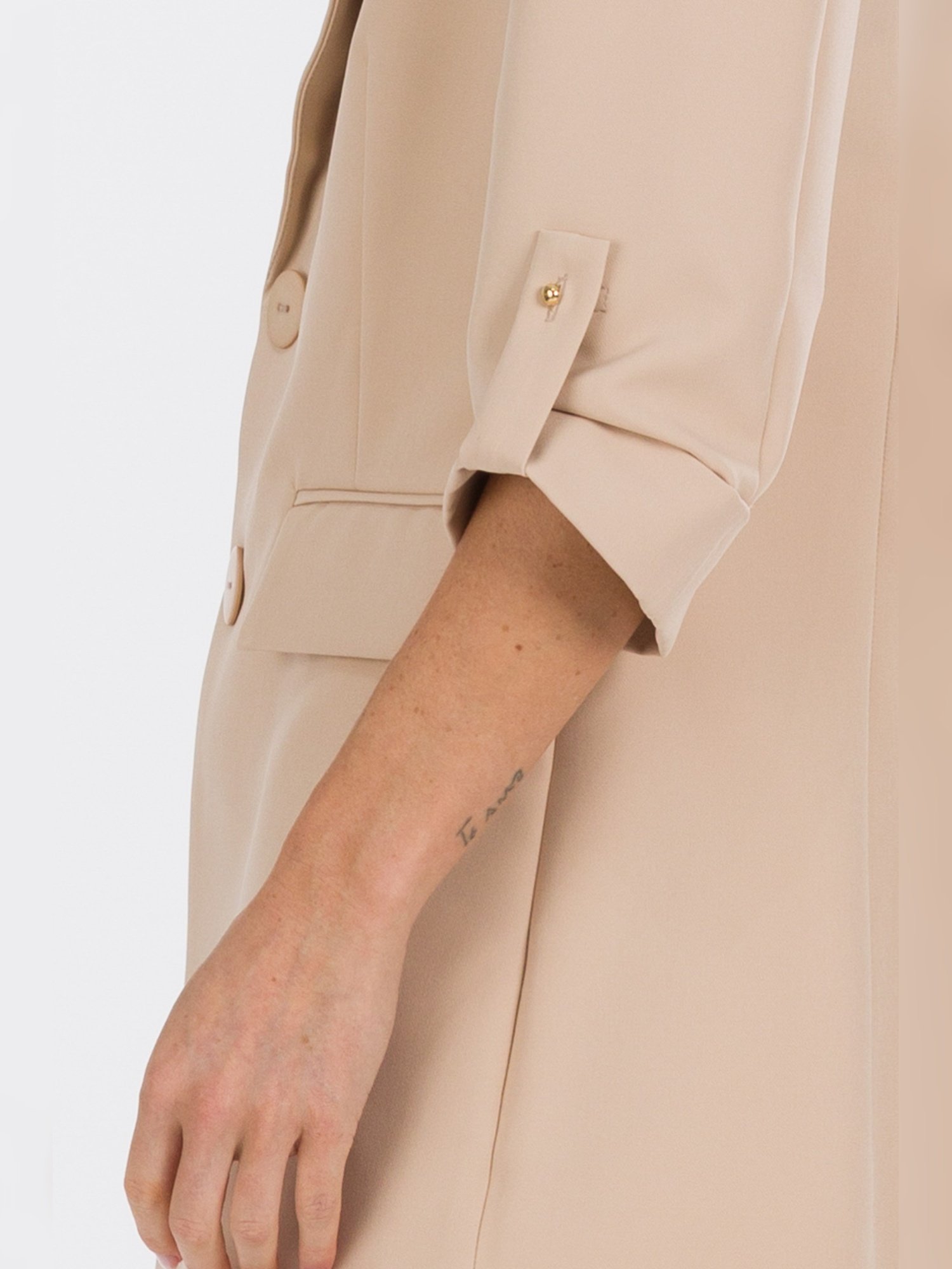 cbb8a7f6fbbe2a18a6c4519d237b563c jpg 8560