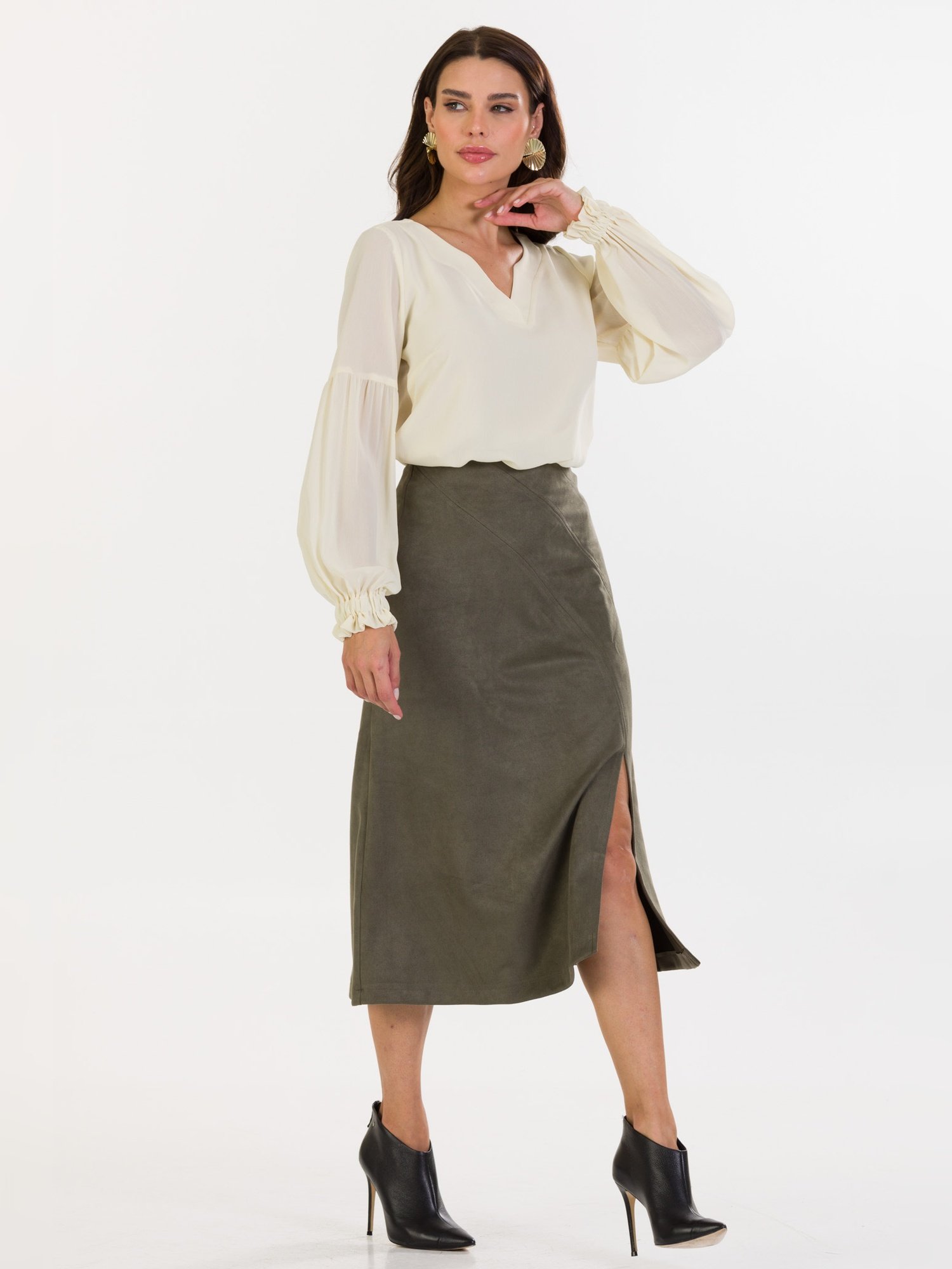 e6e719bb48b695a455c1f7154d7a8c37 jpg 9260