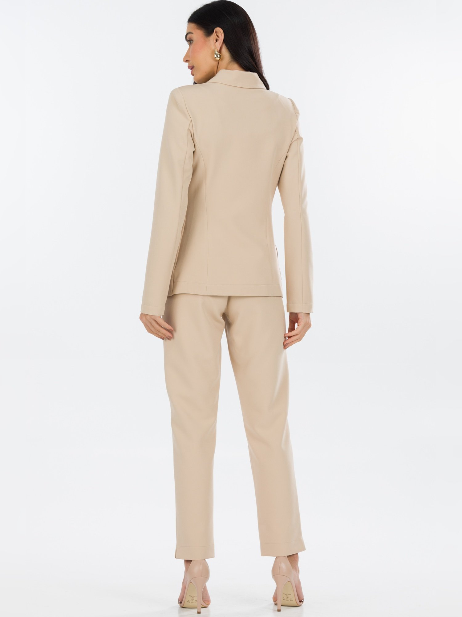 f3a00954670dd537e4c4e35944fa2a42 jpg 7739