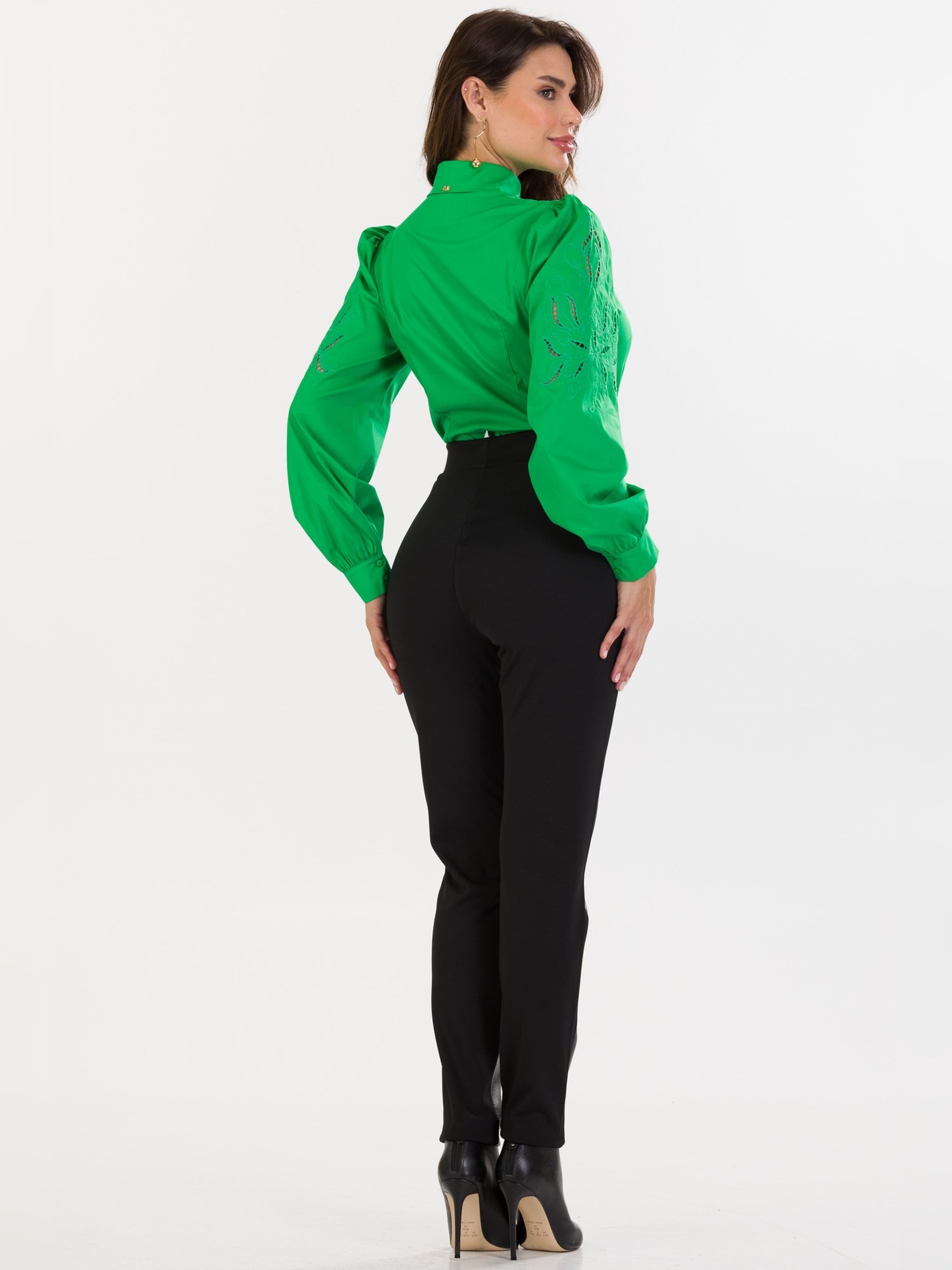 e0b86880b56ab32bac028c74f3101e66 jpg 10728