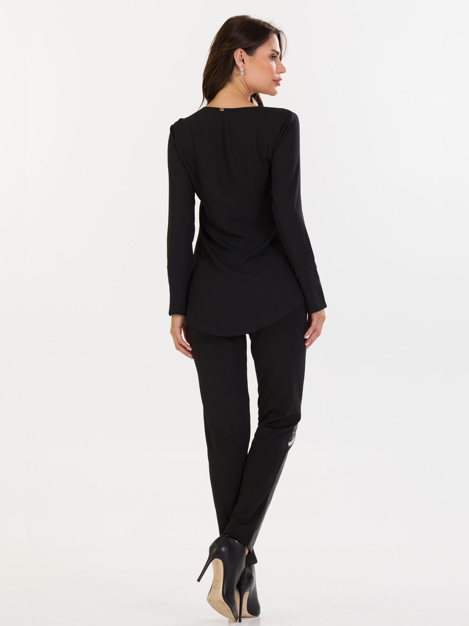 09a6379d0cde6db91eba8a452efcabc1 jpg 11083