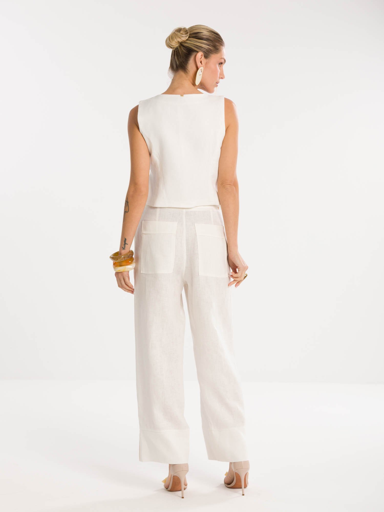 160001 colete brigite 040002 calca brigite5 12554