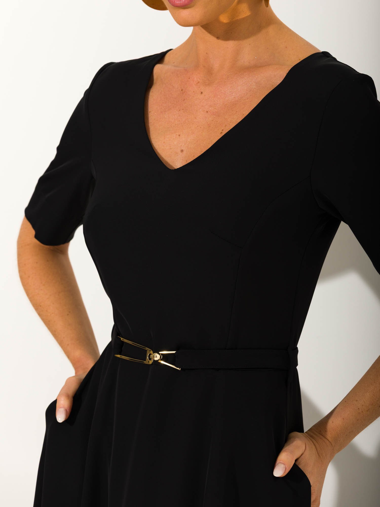 010054 vestido moniquepreto 13324